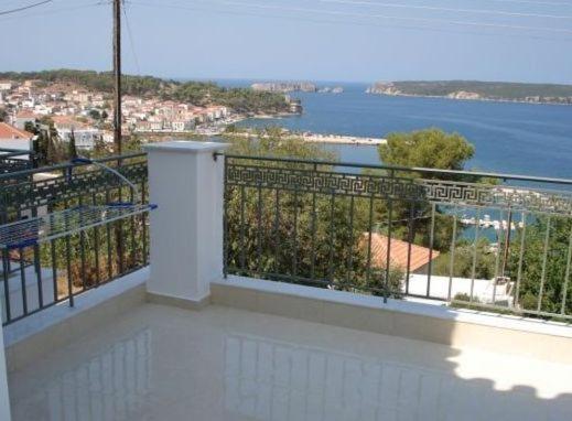 Hotel Anezina Pylos Esterno foto