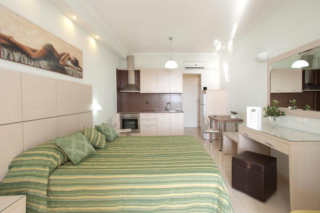 Hotel Anezina Pylos Esterno foto